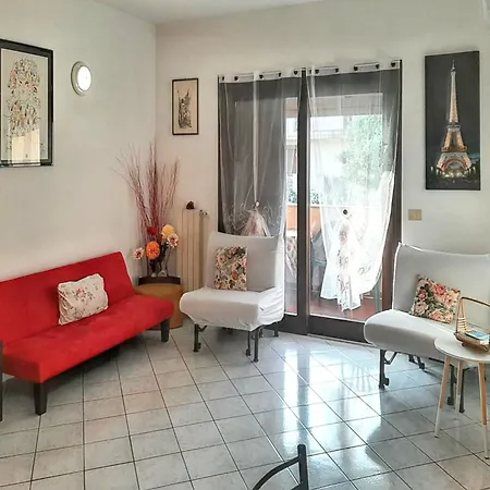 Appartement Cozy With Sea View In - 80 M² Olbia