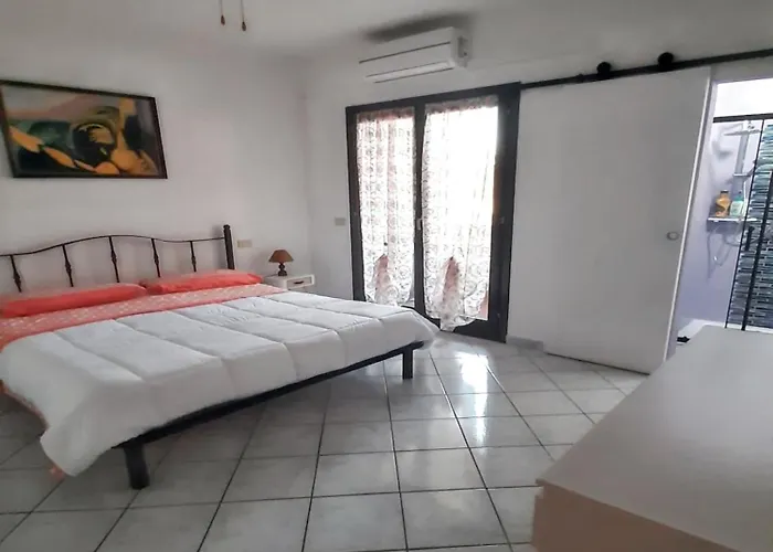 Apartman Cozy With Sea View In - 80 M²