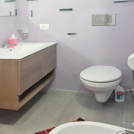 Apartment Cozy With Sea View In 80 M² *