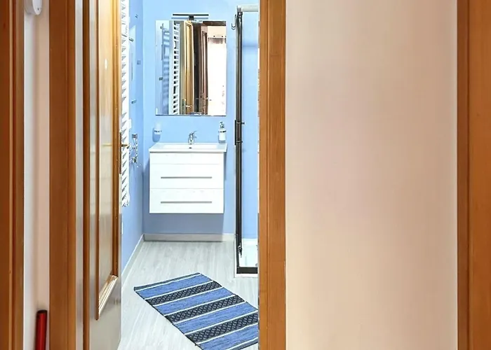 Cozy With Sea View In - 80 M² Apartman *