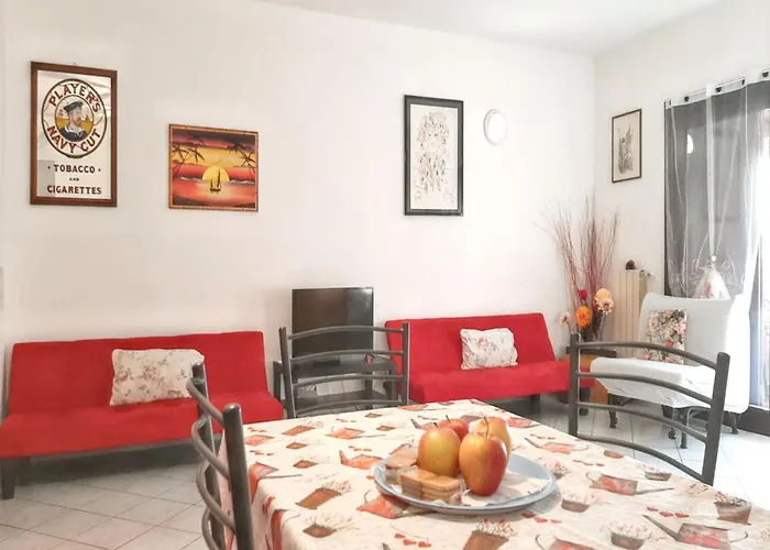 Apartman Cozy With Sea View In - 80 M² *